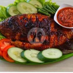 Gurami Bakar Madu Ukuran Sedang