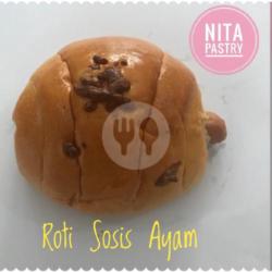 Roti Sosis Ayam