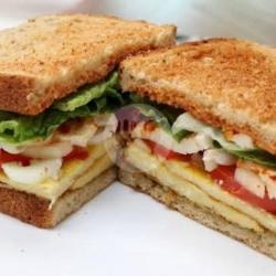 Sandwich Beef Dan Telor