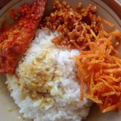 Nasi Ikan Balado, Kikil, Tumisan