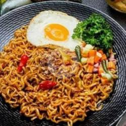 Indomie Goreng Tumis Sawi