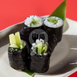 Maki Cucumber Roll -vegetarian