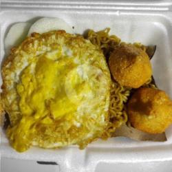 Indomie Dumpling Cheese   Telur