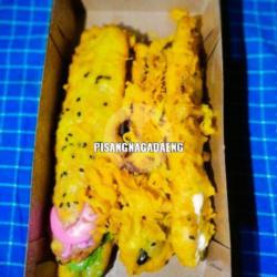 Pisang Naga Strawberry Lumer