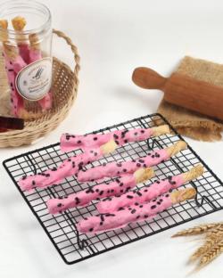 Strawberry Stick Puff