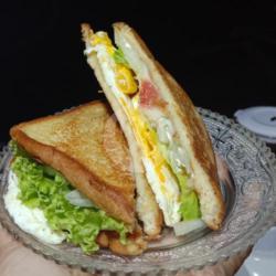 Sandwich Egg