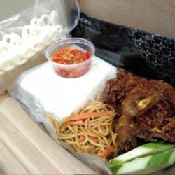 Nasi Ayam Goreng Dada