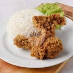 3 Nasi Ayam Crispy