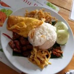 Nasi Rames Telur