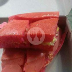 Martabak Red Valvet Pisang