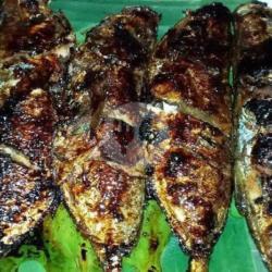 Nasi Ikan Kembung Bakar