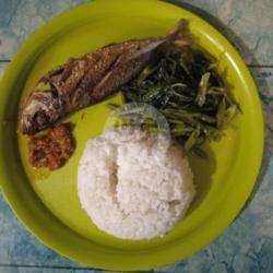 Nasi Ikan Katombo Goreng