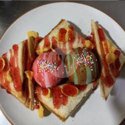 Strawberry Toast 2 Scoops