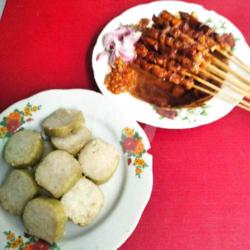 Lontong   Sate Ayam