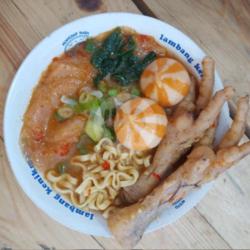 Seblak Mie Telur Ceker Dumpling Keju