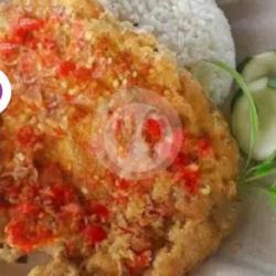 Lalapan Telur Sambel Geprek Tanpa Nasi