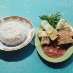 Nasi Tahu Tempe Sambal Nampol