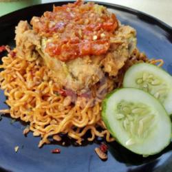 Indomie Ayam Geprek Hype   Ayam Geprek