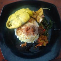 Ikan Tenggiri Gulai Kuning