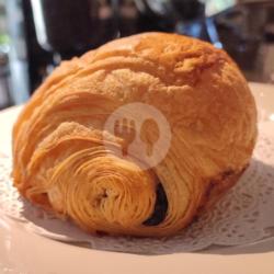 Pain Au Chocolat (chocolate Croissant)