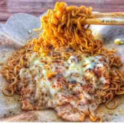 Mie Goreng Mozarella