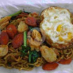 Indomie Bakso, Sosis, Telur