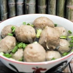 Bakso Sapi Kuah (6 Pcs)