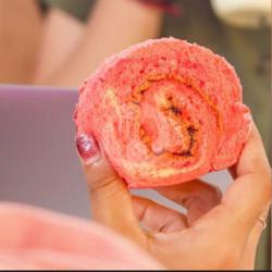 Roll Slice Strawberry