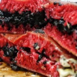 Terang Bulan Red Velvet Coklat   Susu