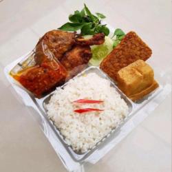 Paket Nasi Bebek Goreng Empuk