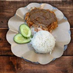 Ayam Geprek Rendang