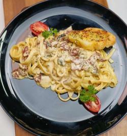 Fettuccine Carbonara Beef Mushroom