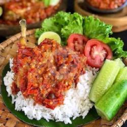 Nasi Ayam Penyet Cakso