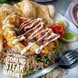 Nasi Goreng Steak Mayones