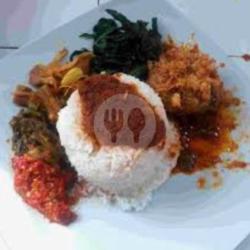 Nasi Rendang Paru   Telor Dadar   Sayur