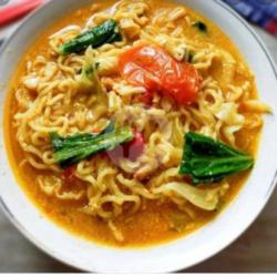 Mie Kuah Komplit