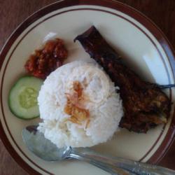 Nasi Sambel Ikan Asap(pe)