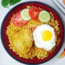 Indomie Ayam Crispy Telor