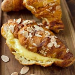 Almond Croissant