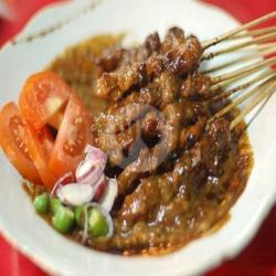 Sate Usus Kuah Kacang