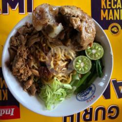 Mie Ayam Bakso Jumbo