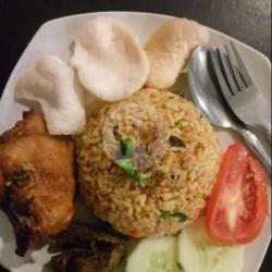 Nasi Goreng Ayam Penyet/geprek