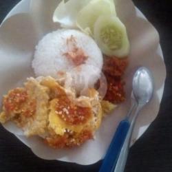 Nasi Tempe Tahu Geprek