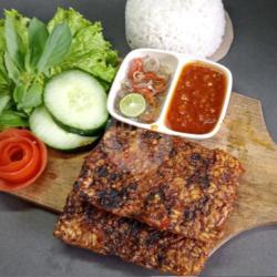 Nasi   Tempe Bakar   Sambal Cedil   Sambal Matah   Lalapan