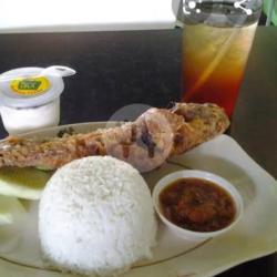 Nasi Sambel Lele   Es Teh