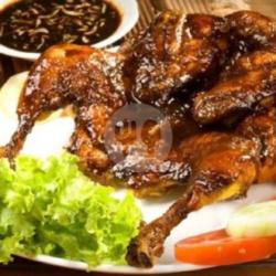 Ayam Satu Ekor Bakar /goreng Plus Nasi