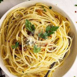 Spagetti Aglio E Olio