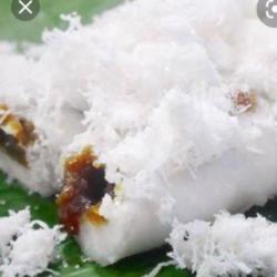 Kue Putu Bambu/kelapa Campur