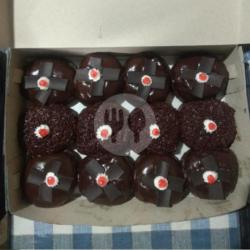 Donat Blackforest 12