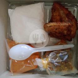 Nasi Ayam Goreng(box)